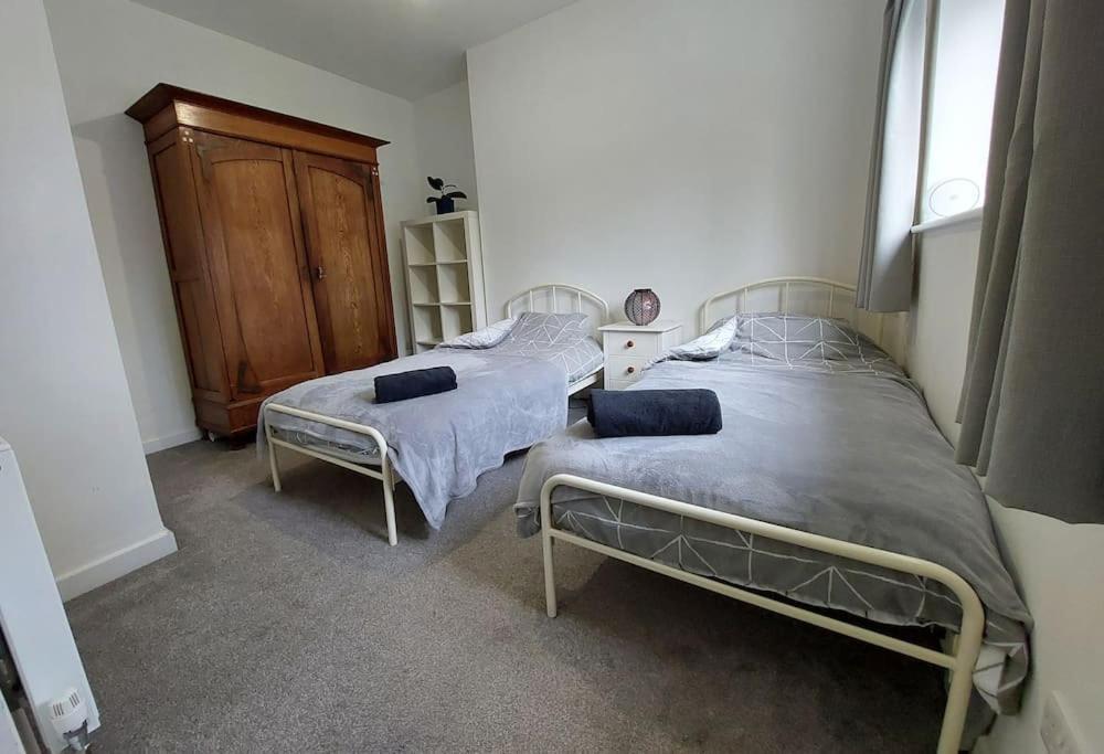 Beach House, With Bbq Lodge And Hot Tub! Bournemouth Esterno foto